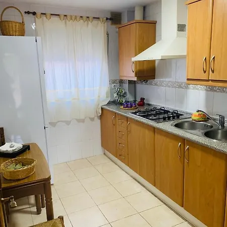 Casa Familiar En *